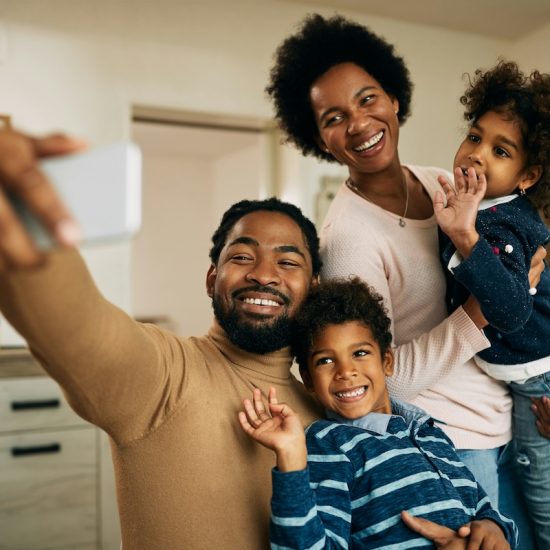 the connected mobile family